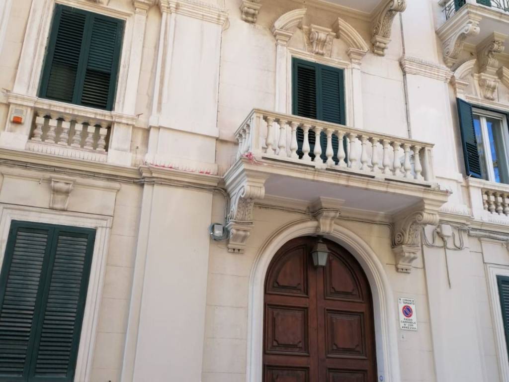 Bilocale via felice cavallotti 4, borgo, taranto