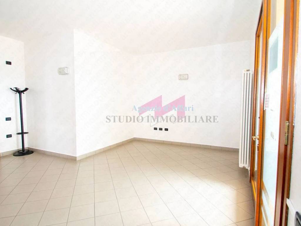 Ufficio - studio via giuseppe mazzini, 96, centro, bergantino