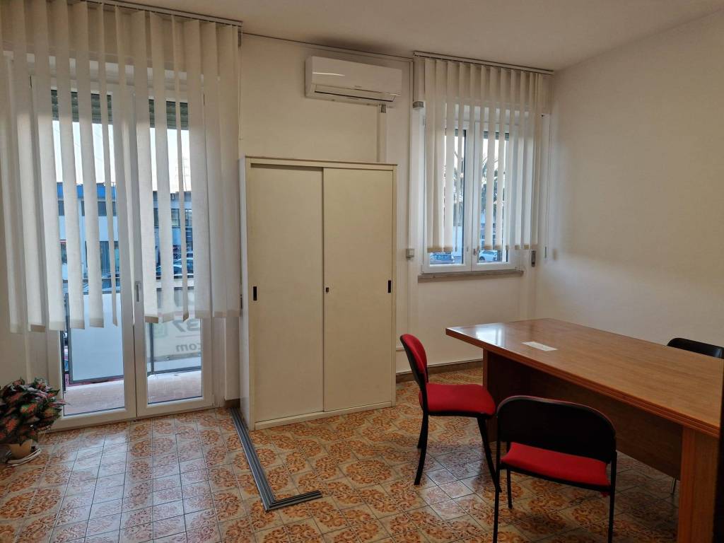Ufficio - studio via pian di rota 5, picchianti, livorno