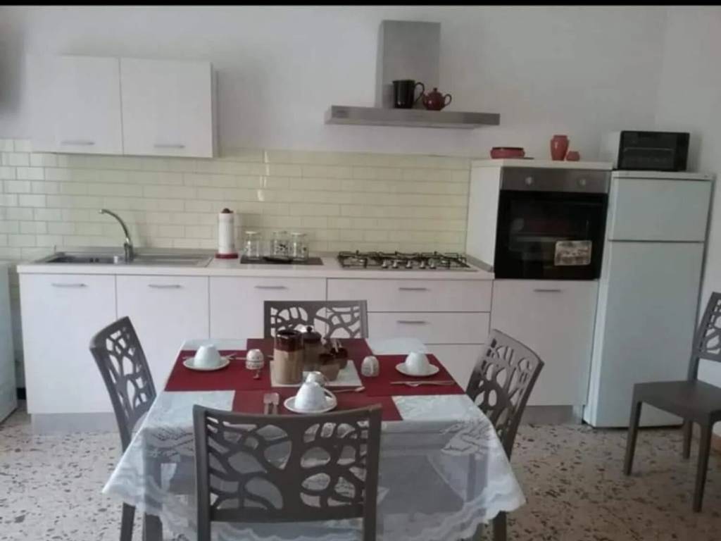Trilocale via veneto san c., vibo marina, vibo valentia