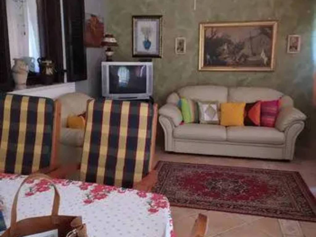 Appartamento localita borgo san basilio, pisticci
