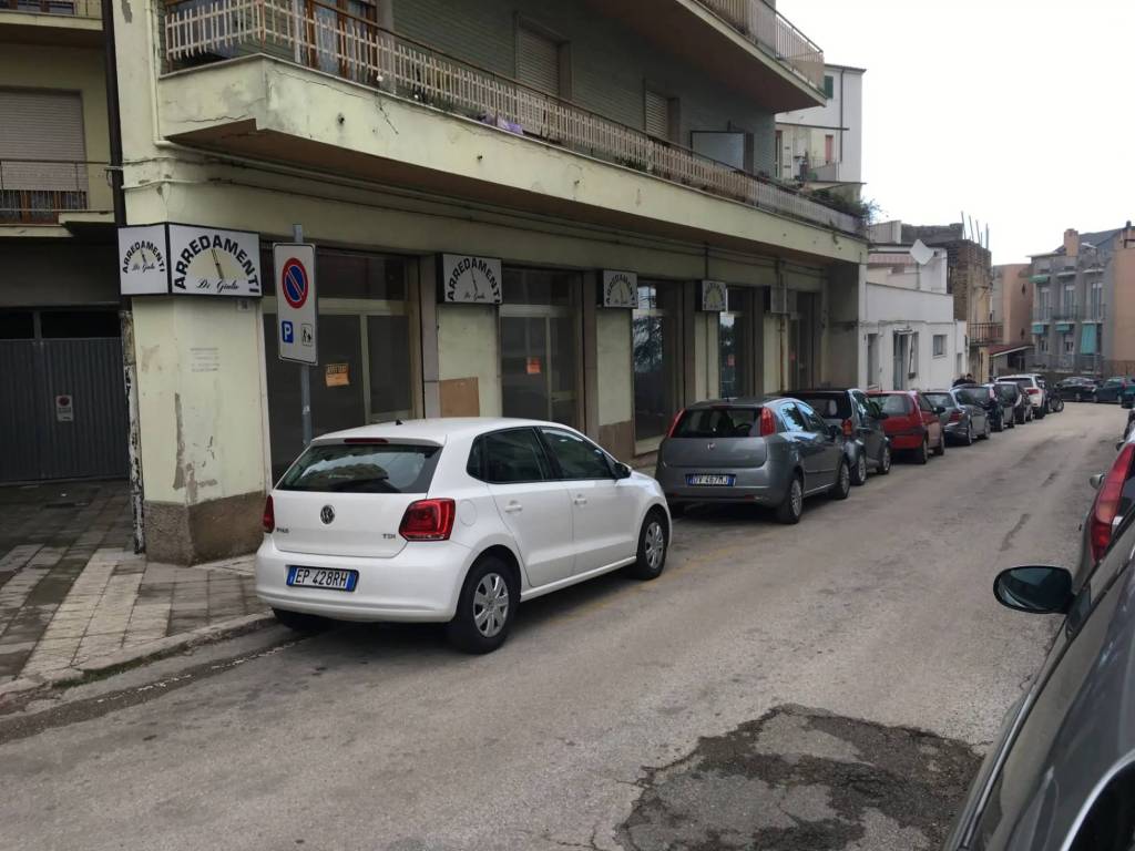 Negozio - locale commerciale via santa brigida, centro, ortona