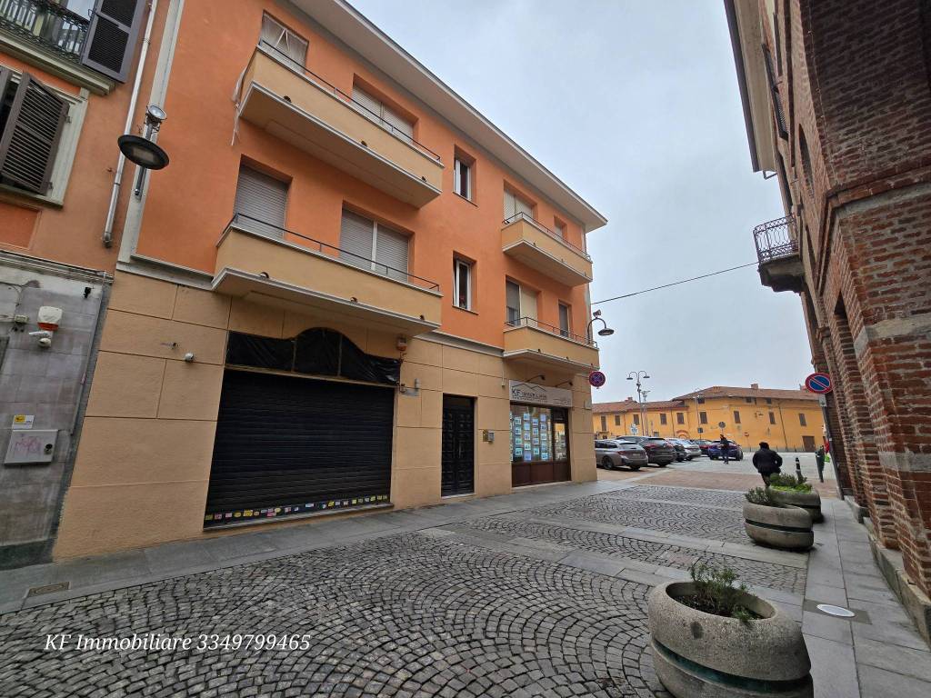 Locale commerciale via torino 4, centro, caselle torinese