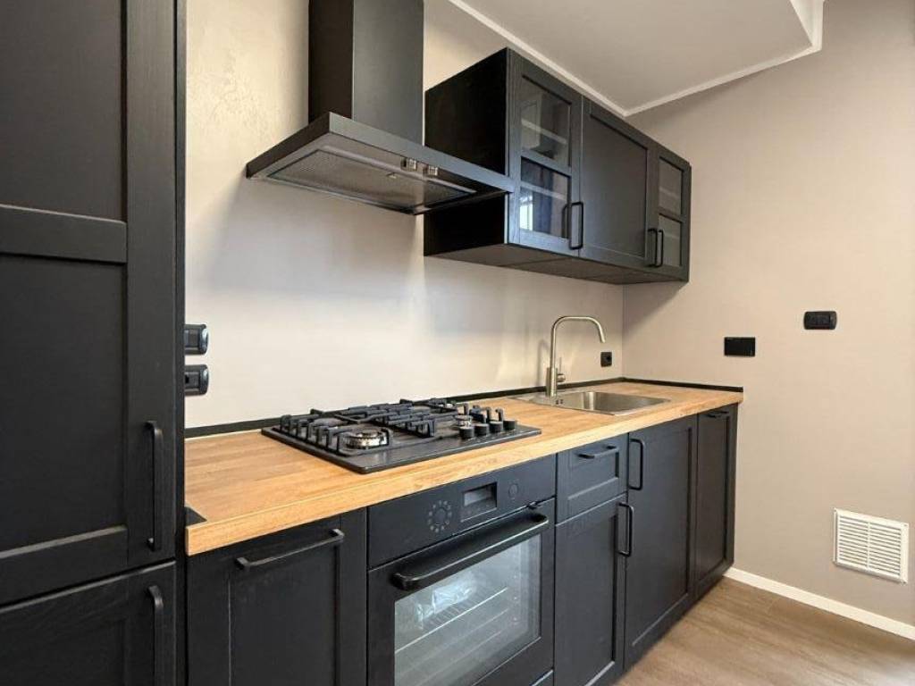 Appartamento via enzo ferrari 8, san vitale - roveri, bologna