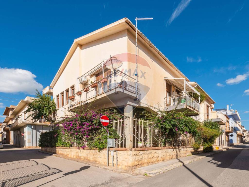 Villa unifamiliare via pozzallo 48, marina di ragusa centro, ragusa