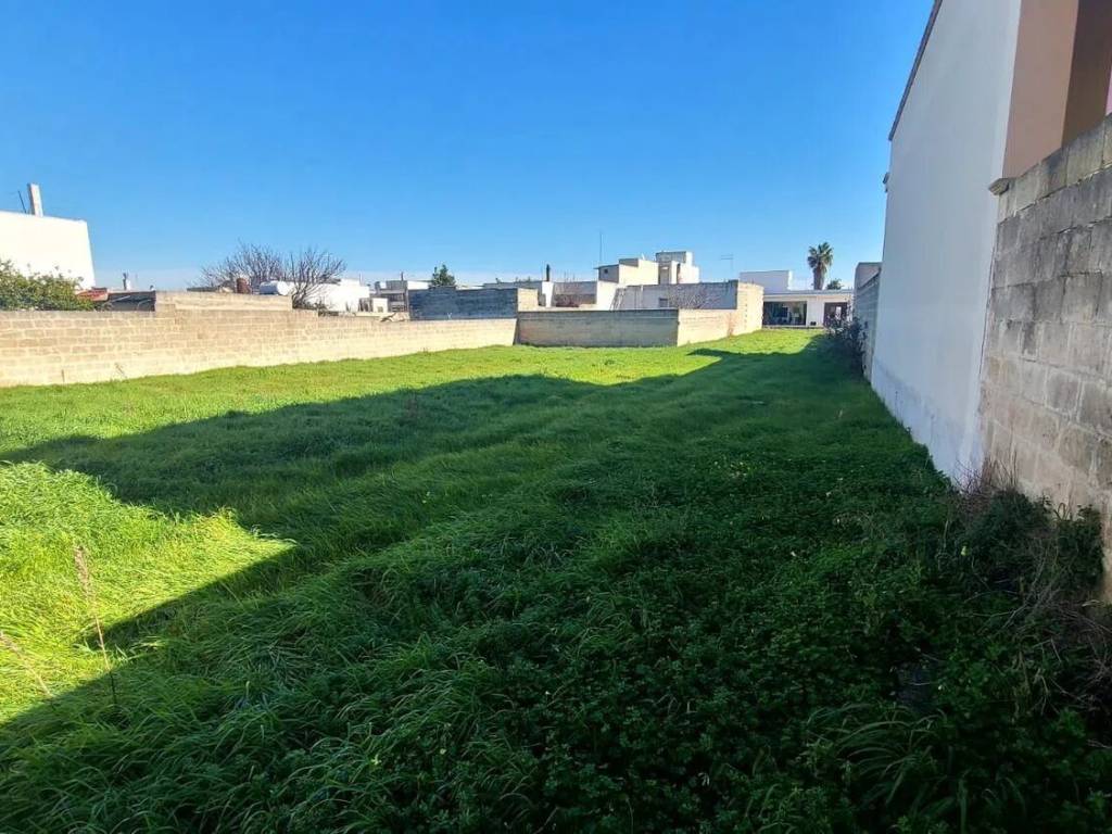 Terreno non edificabile sauro san c., erchie