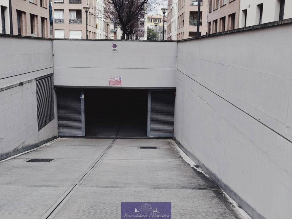 Garage - box via toscanini, novoli, firenze