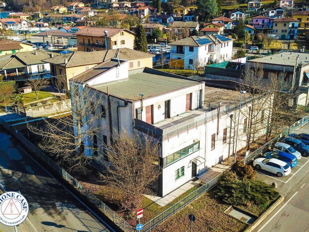 Capannone via cavaliere emilio busetti, marchirolo