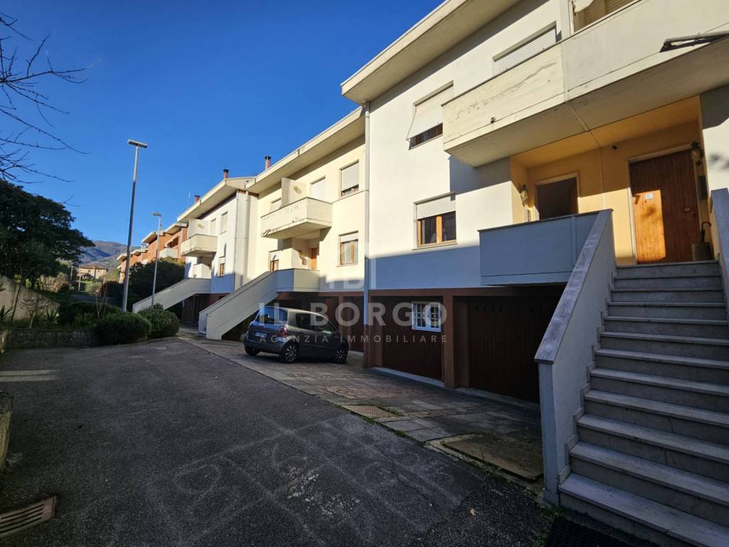 Appartamento massa e cozzile 3, massa, massa e cozzile