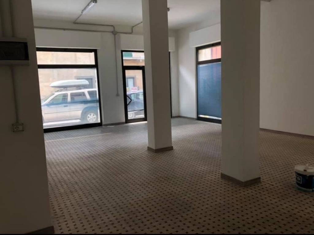 Attività commerciale via lunigiana, kennedy - mazzetta, la spezia