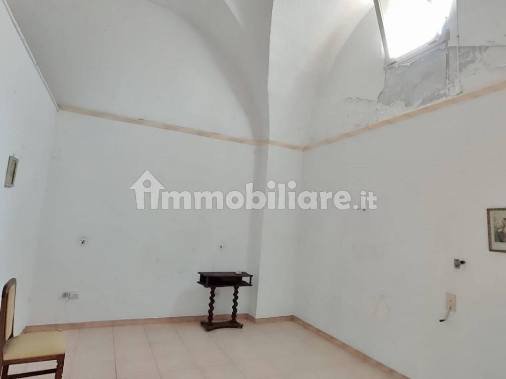 Stanza non arredata