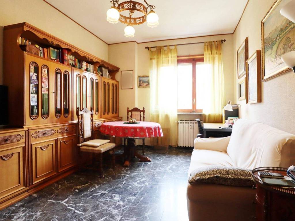 Salone