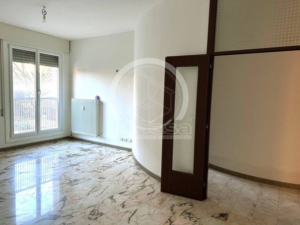 Quadrilocale via rubicone, gallery - rubicone, ravenna