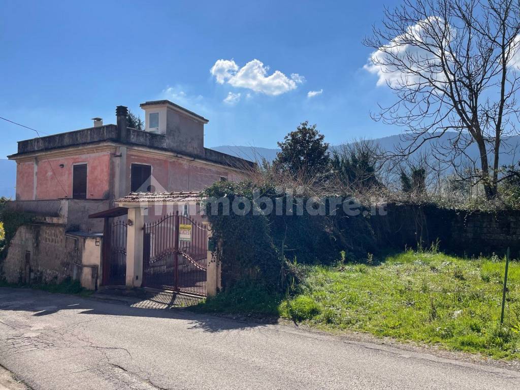 Villa unifamiliare via Due Cone, Centro, Ceccano — foto 2