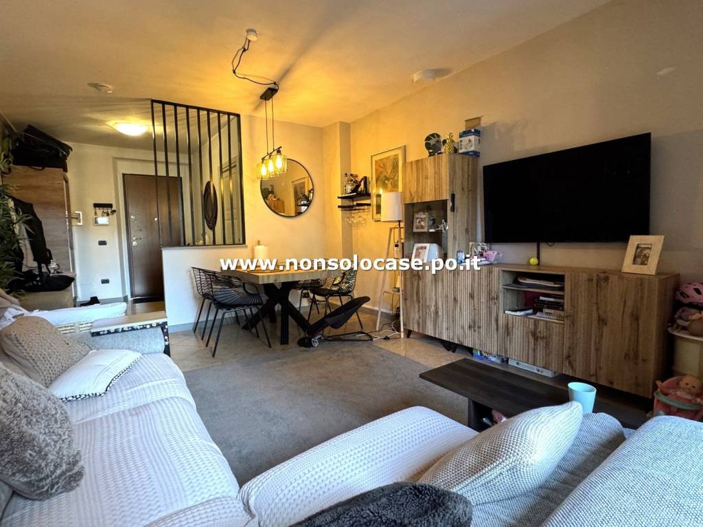 Villa a schiera via di cantagallo, villa fiorita, prato