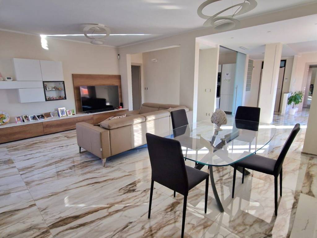 Sold Penthouse Condo In Ferrara