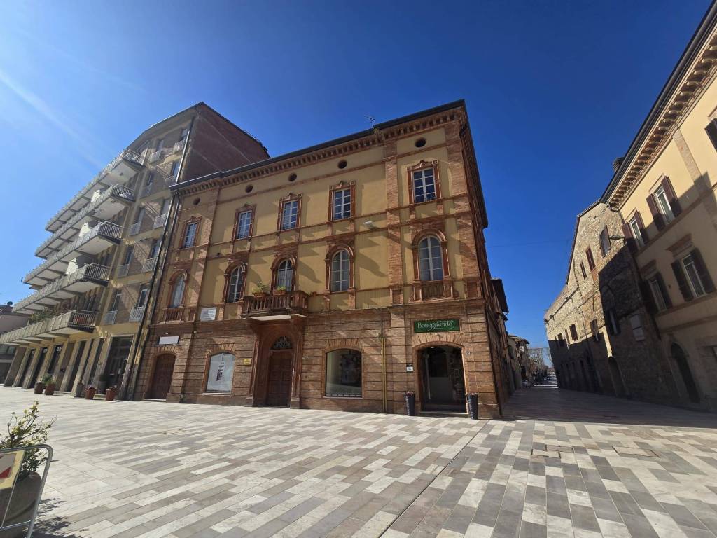 Ufficio - studio piazza giuseppe mazzini, bastia, bastia umbra