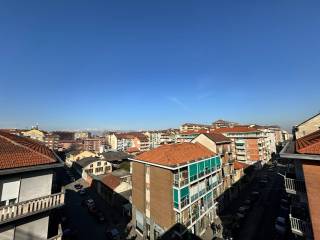 2-room flat via Conte di Roccavione 50, Borgo Vittoria, Turin