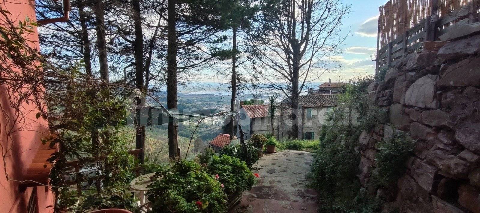 Villa in vendita a Massarosa