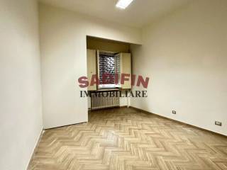 Stanza non arredata