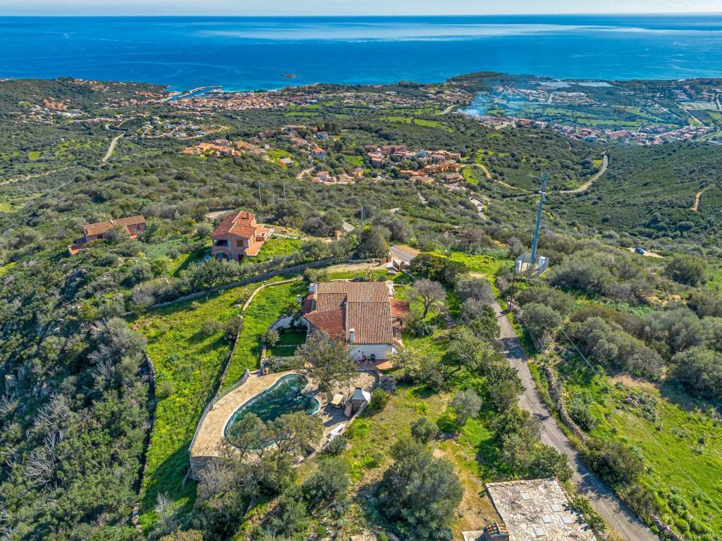 Villa unifamiliare 350 m², budoni