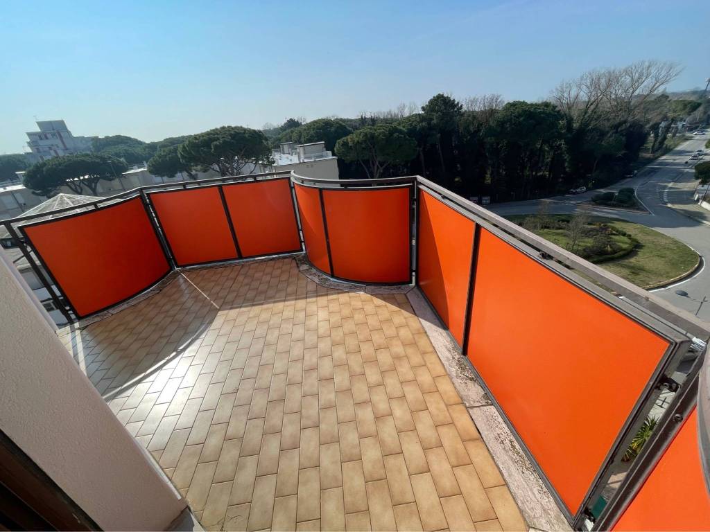 Quadrilocale viale giosuè carducci 82, lido degli estensi, comacchio
