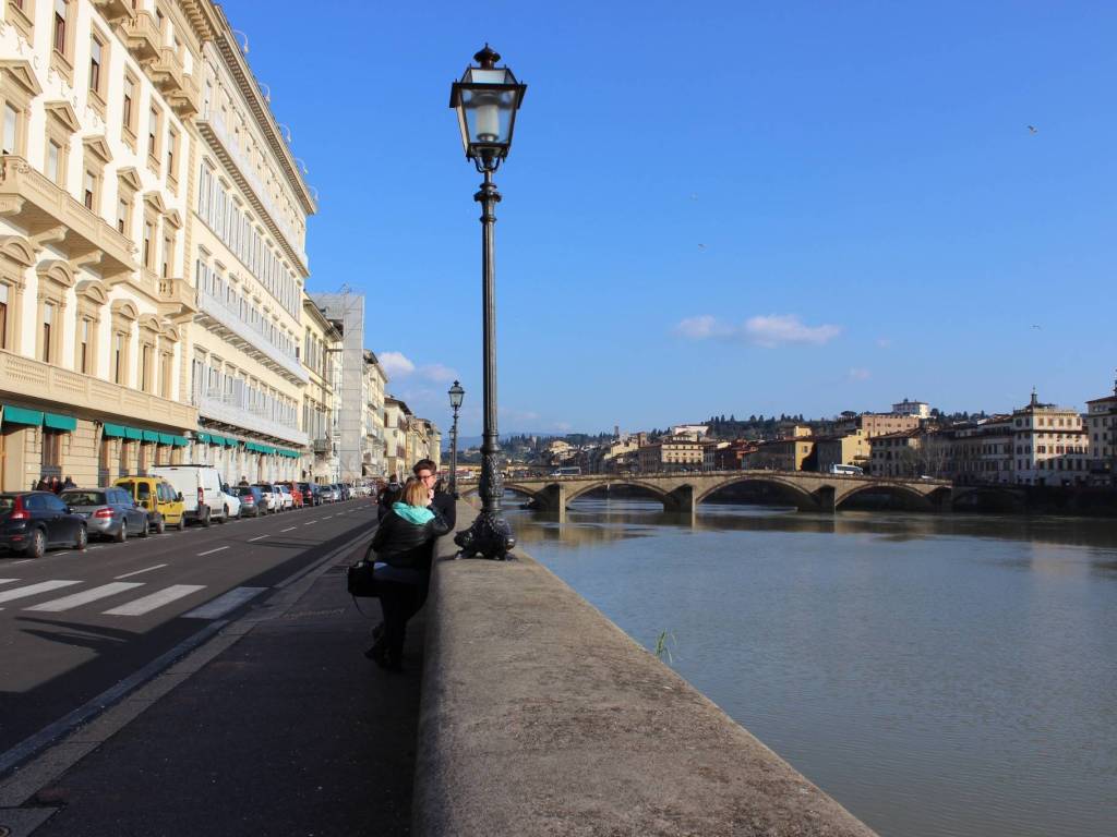 Attività commerciale piazza torquato tasso 8, san frediano, firenze