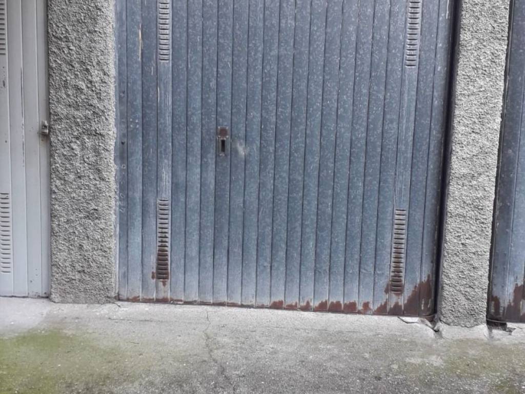 Garage - box via monviso, cesano maderno