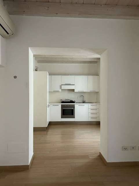 Monolocale corso matteotti, centro, varese