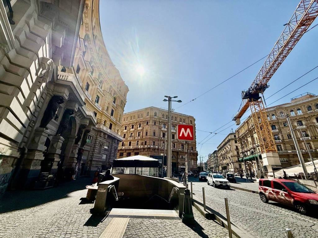Trilocale corso umberto i, tribunali, napoli