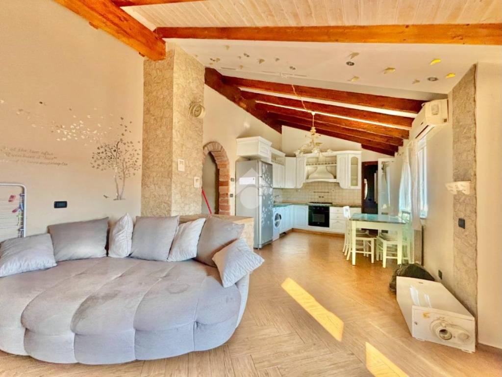 Salone