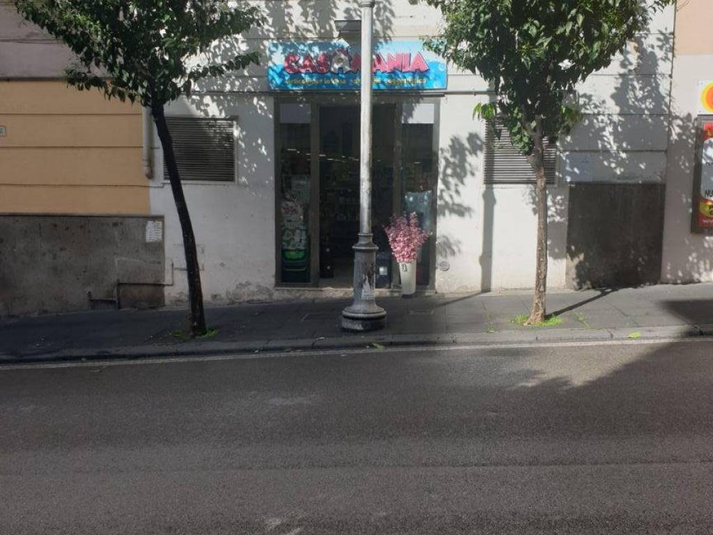 Locale commerciale via dei principati, centro, salerno