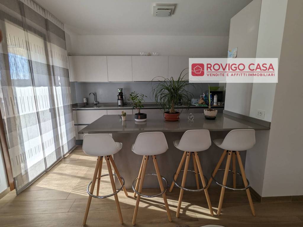 Appartamento ottimo stato, terzo piano, centro storico, rovigo