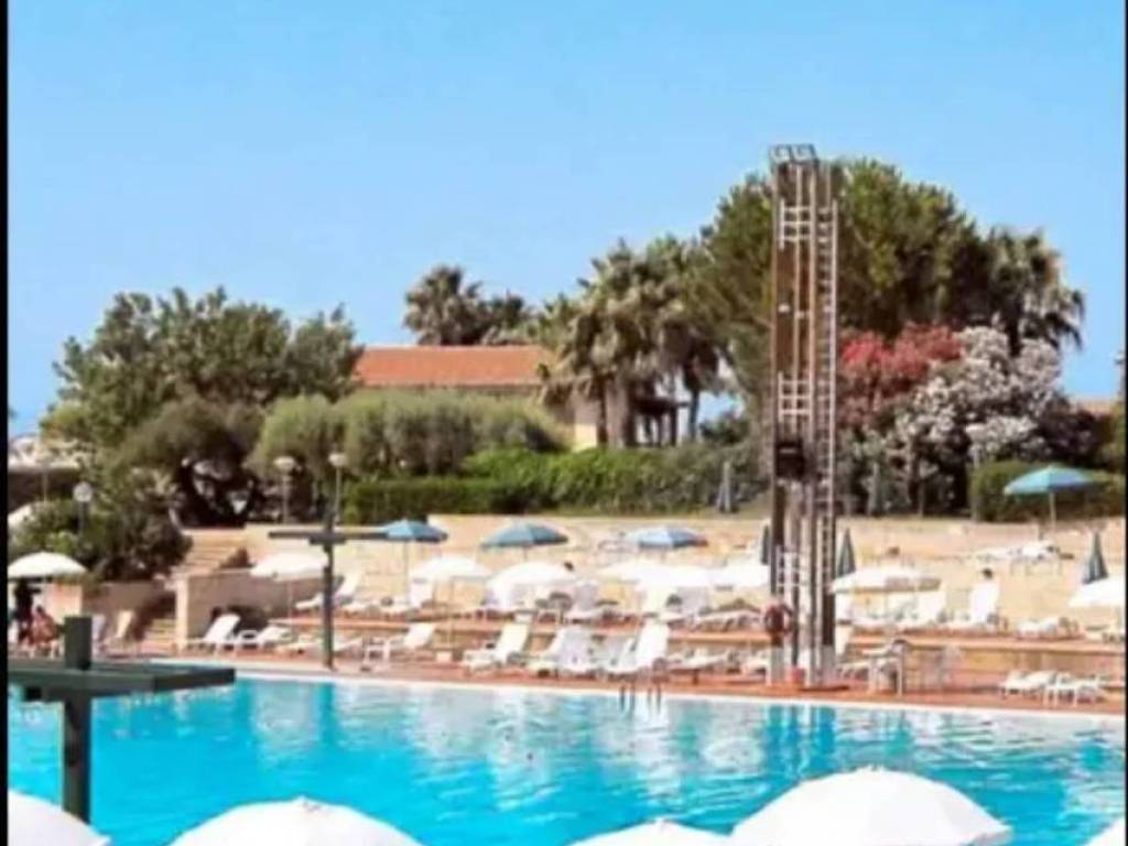 Villa unifamiliare via del pioppo, san luigi - archimede, ragusa