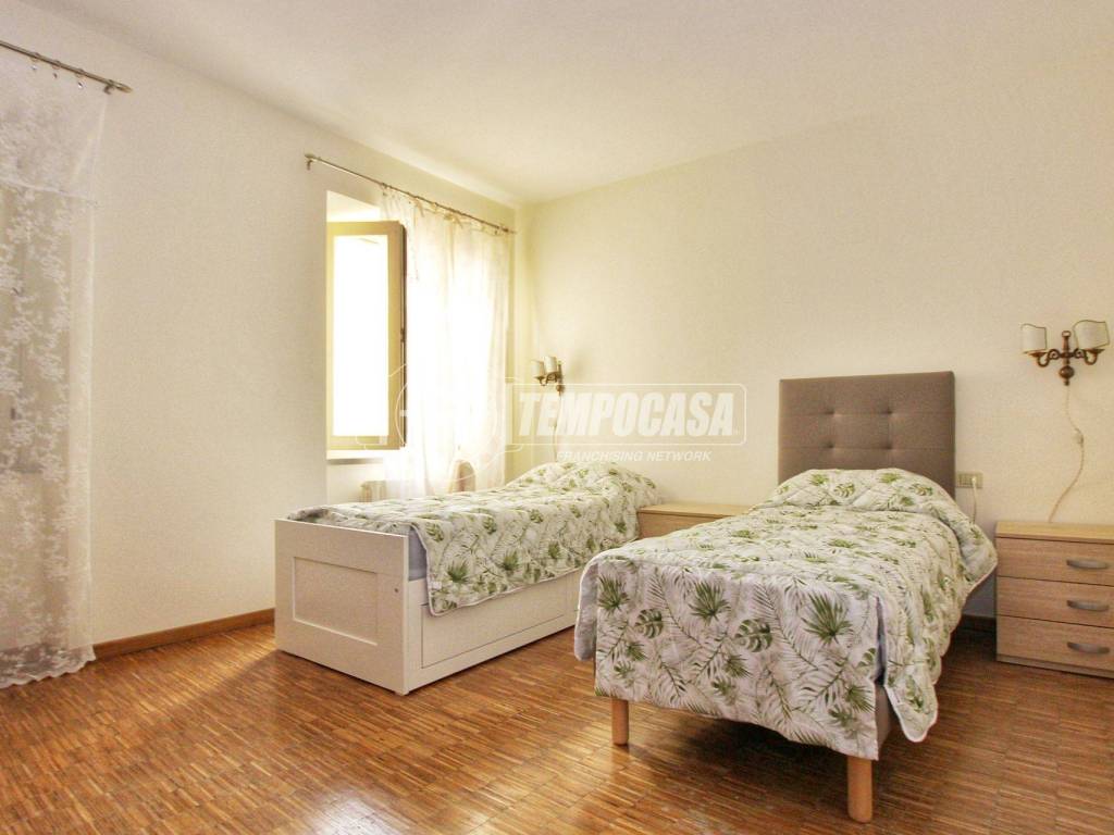 Bilocale via ad alto, capodimonte, ancona