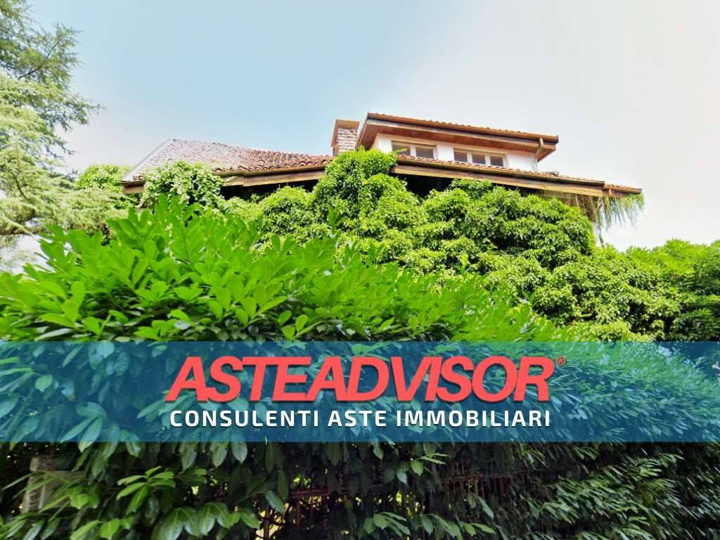 Villa in vendita a Asti