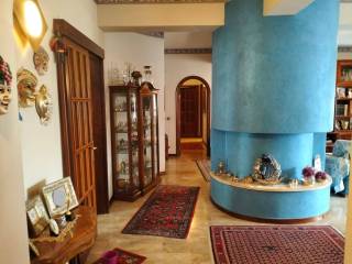 Salone