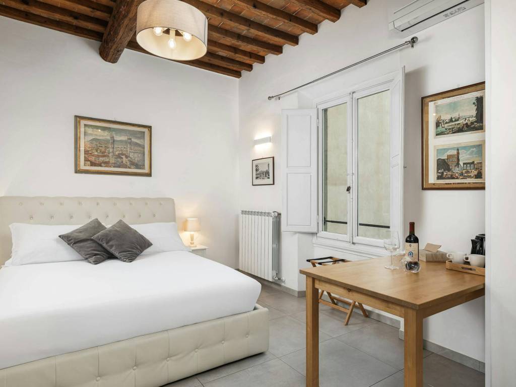 Stanza singola via guelfa, firenze
