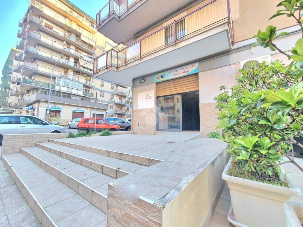 Locale commerciale via giovanni bocchieri 1, guadagna, palermo
