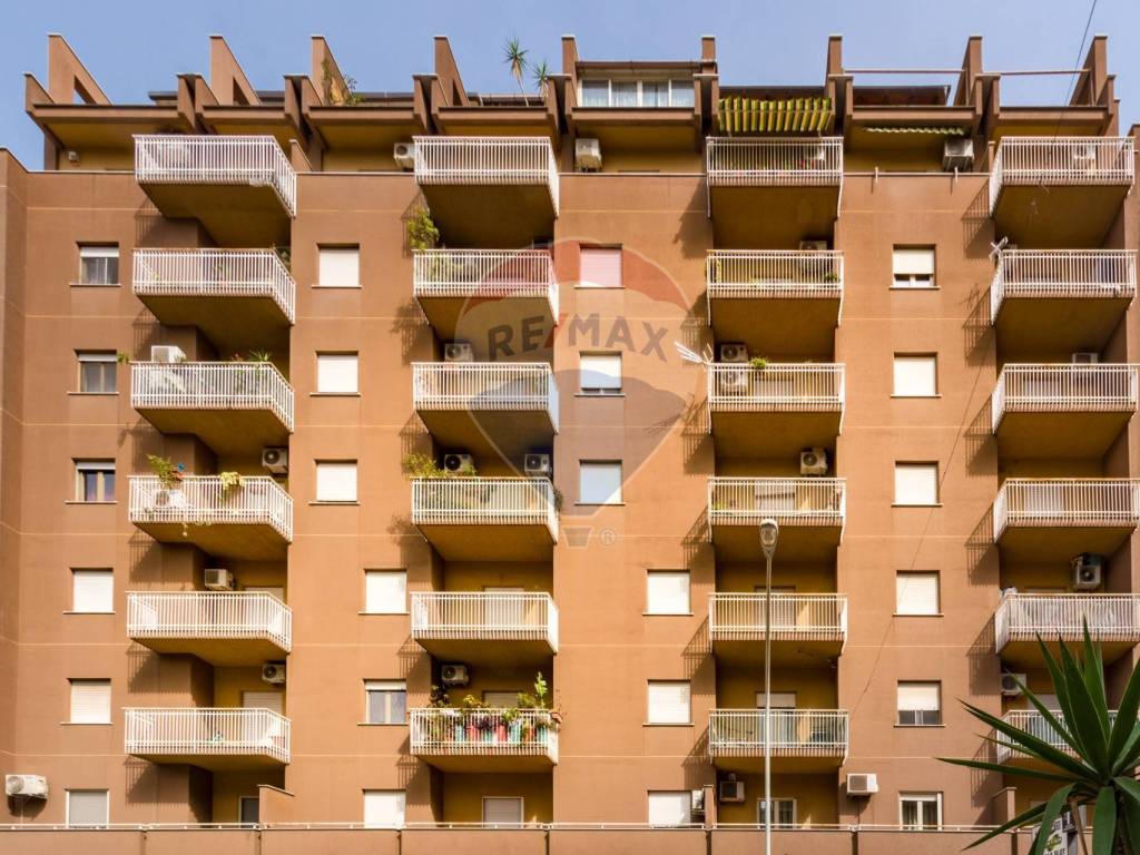 Quadrilocale corso pietro pisani 56, università, palermo