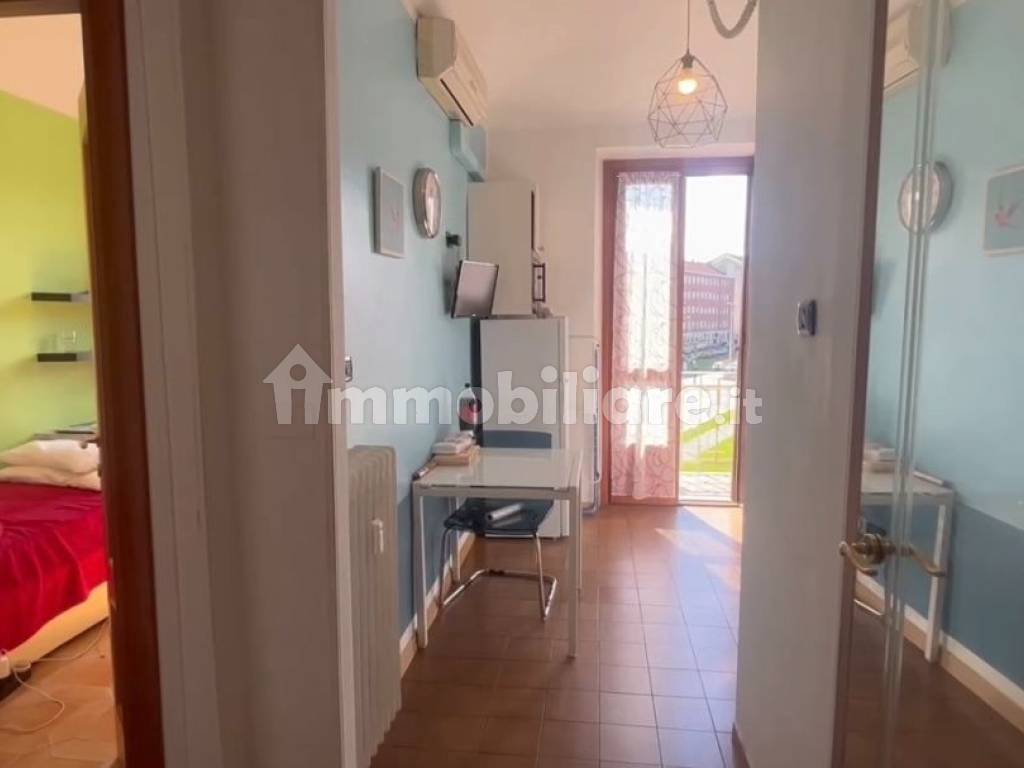 Stanza singola in San Donato, foto 2 di 7