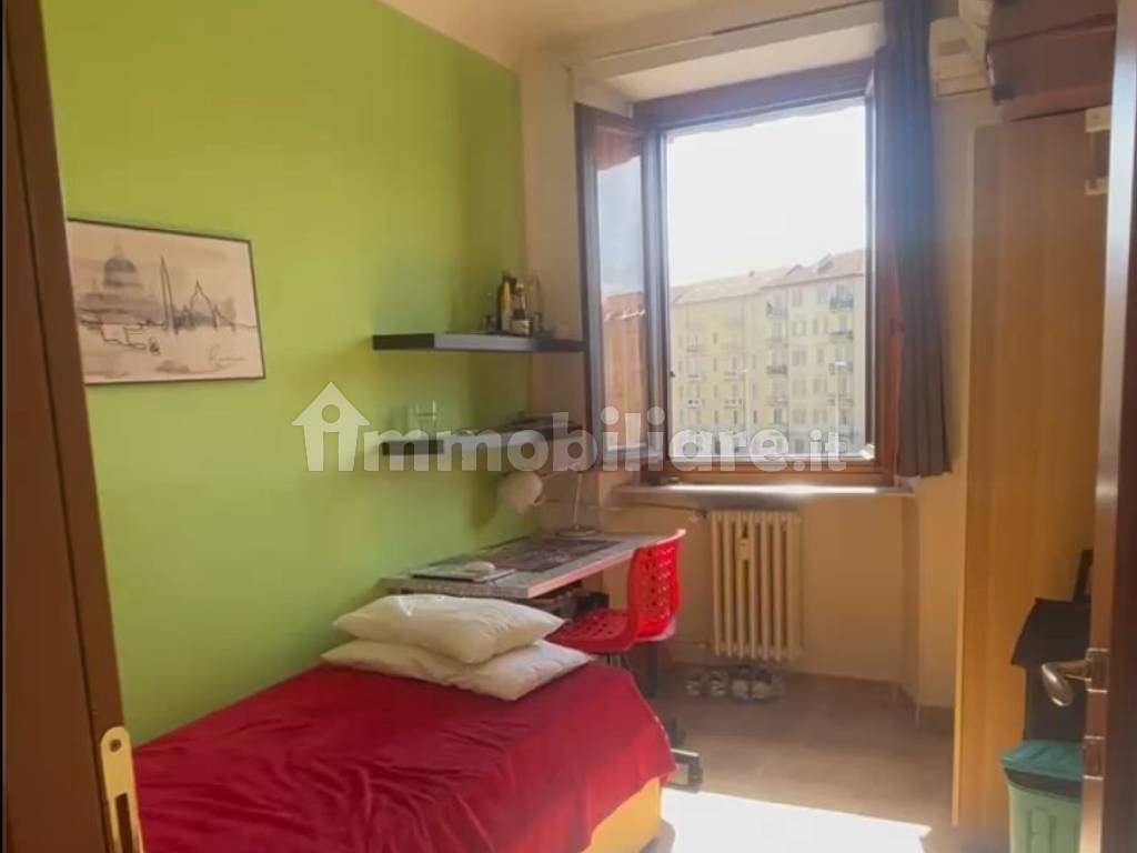 Stanza singola in San Donato, foto 3 di 7