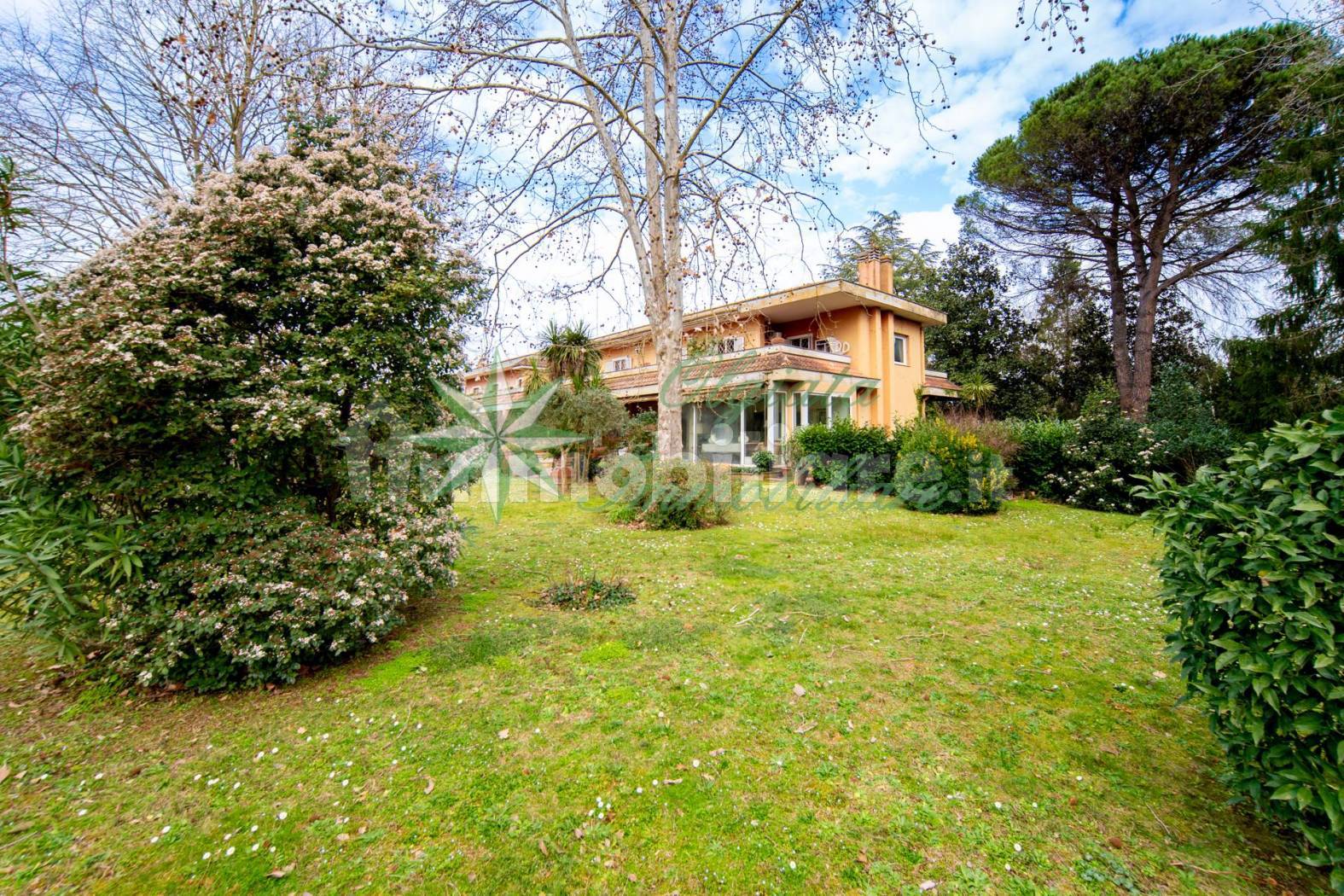 Villa in vendita a Roma