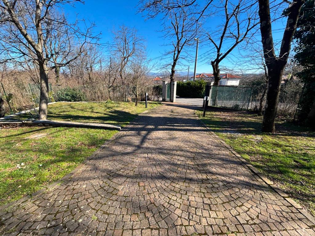 Villa unifamiliare località banne, conconello, trieste