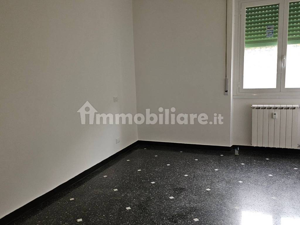 Stanza non arredata