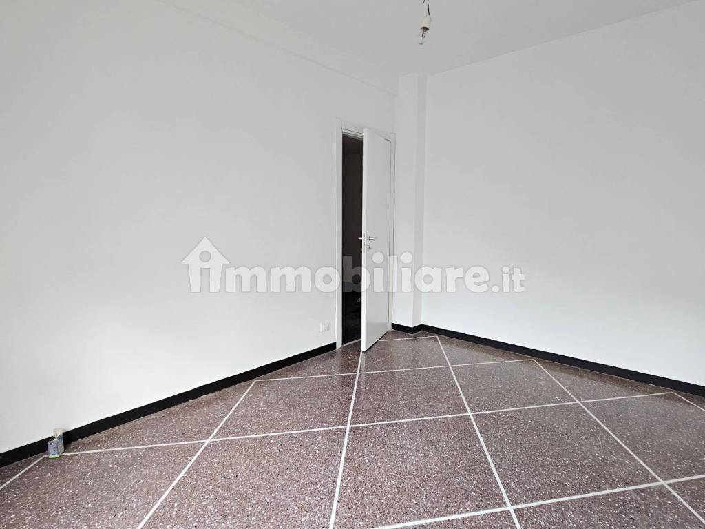 Stanza non arredata