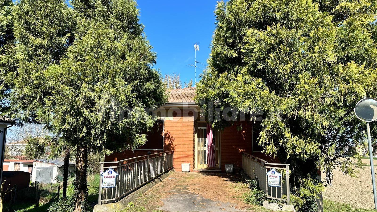 Casa indipendente in vendita a Terre del Reno