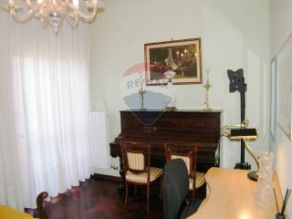 Stanza arredata
