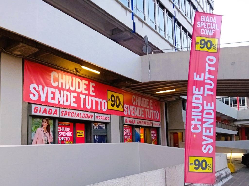 Locale commerciale corso svizzera 185, lucento, torino