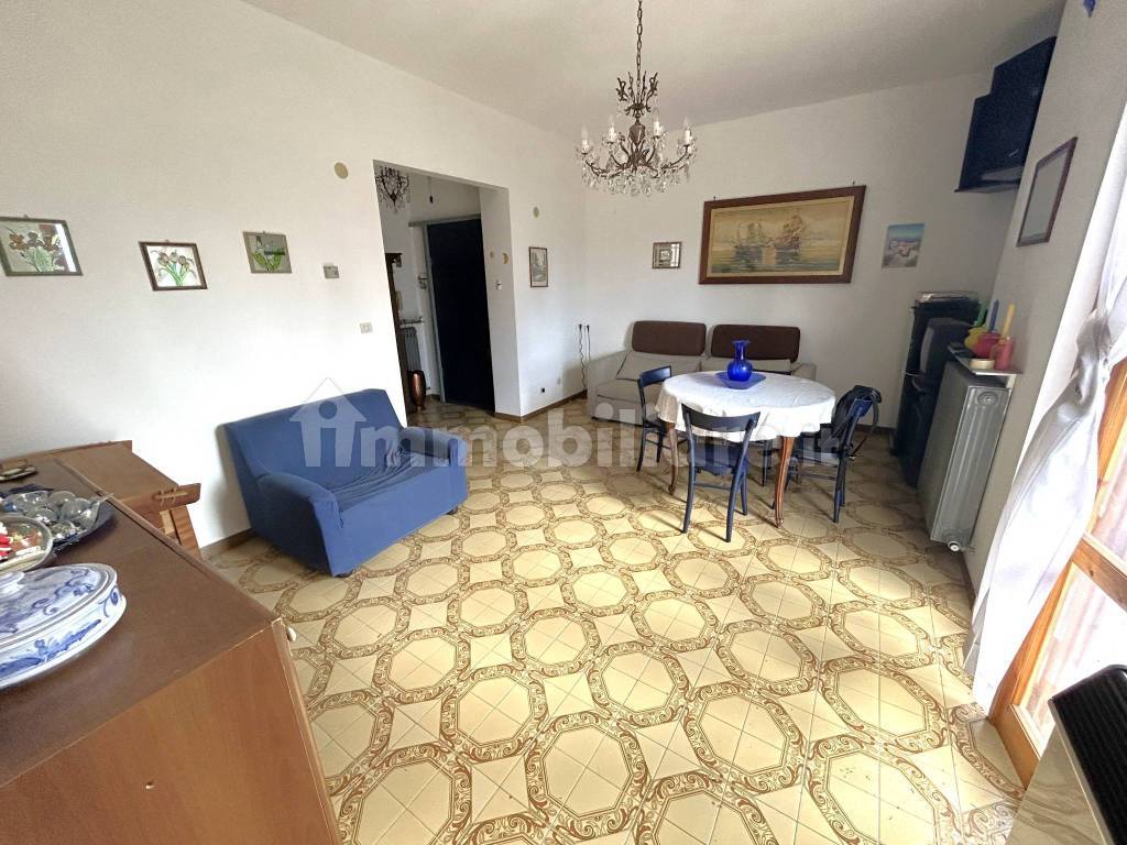 Salone